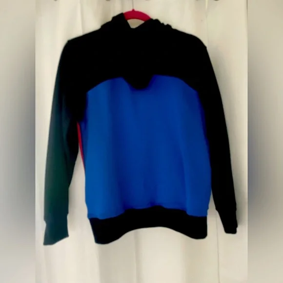 Jordan Boys Black, Red, and Blue Sweater with hoodie size XL boys - Picture 5 of 7
